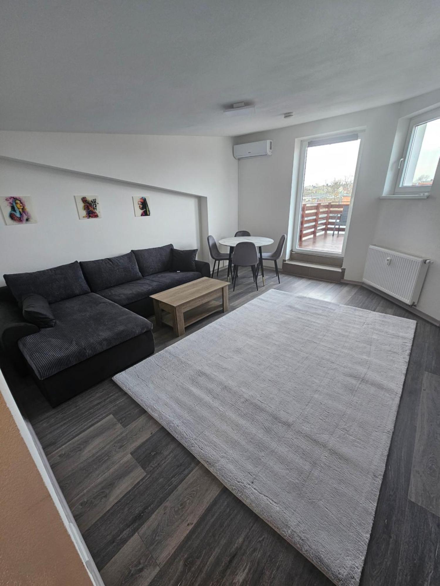Suite Dari Bernburg Luaran gambar